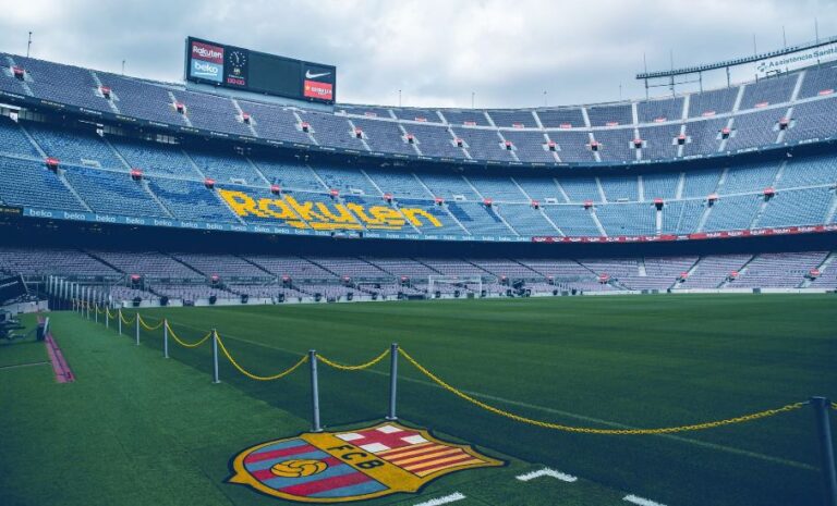 The Contradictory Situation at FC Barcelona